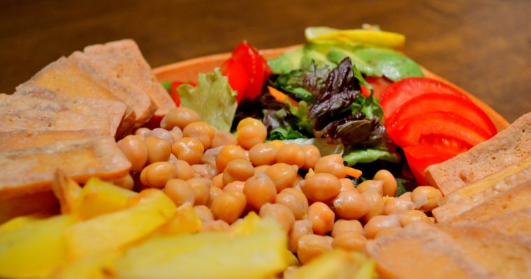 Teljes Értékű Vegán Bőségtál