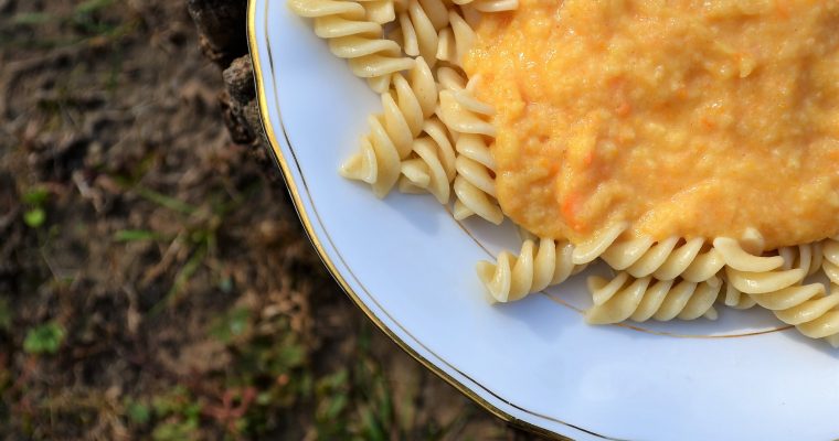 Egyszerű Vegán Vadasmártás